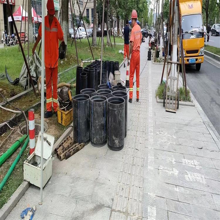温泉管道短管置换修复